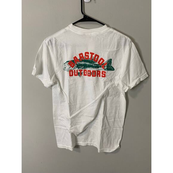 New Barstool Sports Outdoor Fishing Men's Graphic T-Shirt Size Large - Picture 1 of 2